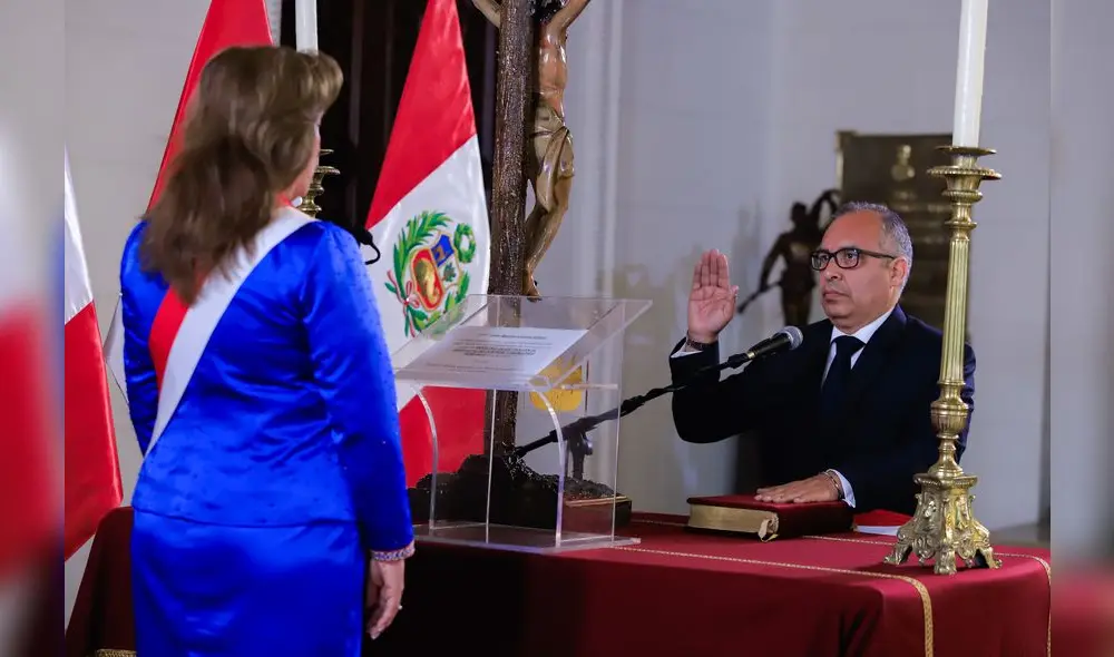 Juan Cavero Lozano asumió como el nuevo ministro de Justicia. Foto: Presidencia