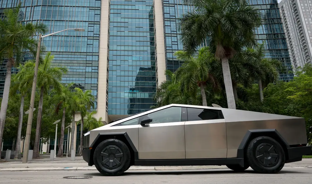 Las camionetas Cybertruck de Tesla son muy populares en Estados Unidos.