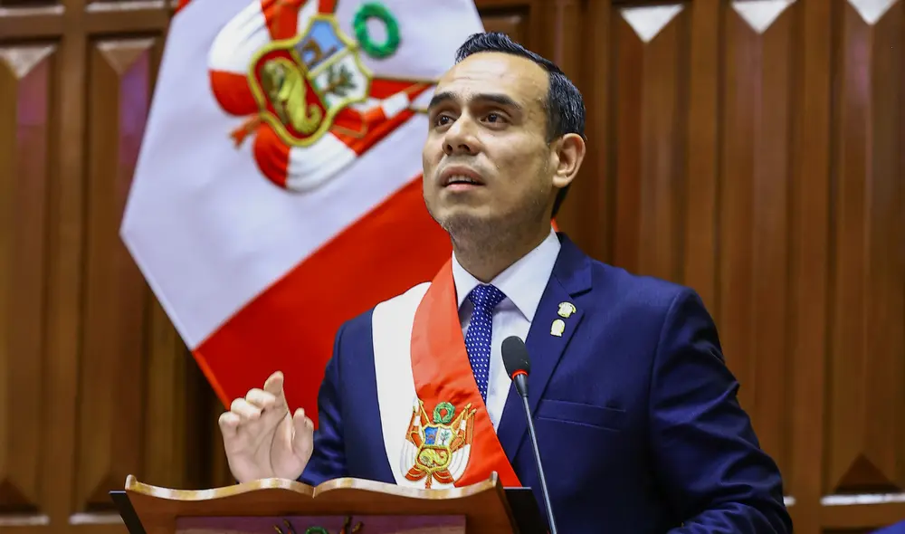 El presidente de la República lleva más de 50 horas sin ministros. Foto: Presidencia