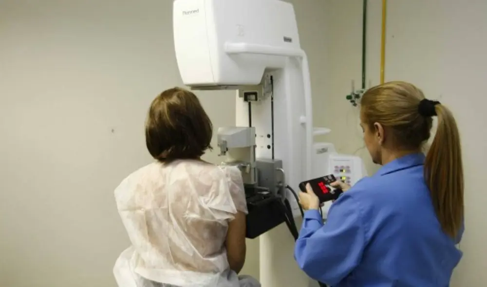 El sistema público de salud cuenta con pocos mamógrafos, lo que demora los diagnósticos de las pacientes. Foto: DIfusión