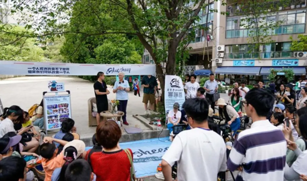 Rachel Grace Pinniger cuenta una historia de su vida en Chengdu, provincia de Sichuan, suroeste de China, el 19 de abril de 2025. (Xinhua/Xu Bingjie) Rachel Grace Pinniger cuenta una historia de su vida en Chengdu, provincia de Sichuan, suroeste de China, el 19 de abril de 2025. (Xinhua/Xu Bingjie)