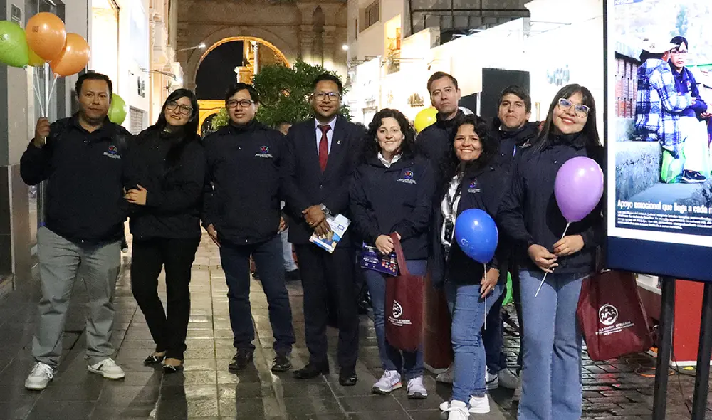 La muestra fotográfica en la calle Mercaderes resalta intervenciones realizadas. Fuente: Difusión. La muestra fotográfica en la calle Mercaderes resalta intervenciones realizadas. Fuente: Difusión.