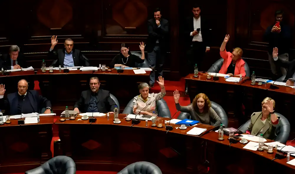 Senado de Uruguay aprobó por mayoría la ley de eutanasia.