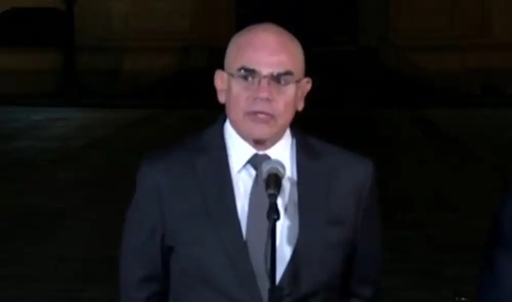 Primer ministro, Ernesto Álvarez, victimiza a la PNP tras marcha del 15 de octubre. Foto: captura de pantalla/Canal N Primer ministro, Ernesto Álvarez, victimiza a la PNP tras marcha del 15 de octubre. Foto: captura de pantalla/Canal N