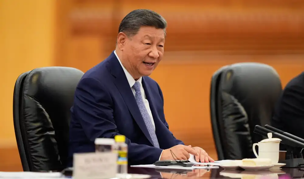El presidente Xi Jinping encabeza en Pekín la reunión plenaria del Partido Comunista, donde se debate el próximo plan quinquenal. El presidente Xi Jinping encabeza en Pekín la reunión plenaria del Partido Comunista, donde se debate el próximo plan quinquenal.