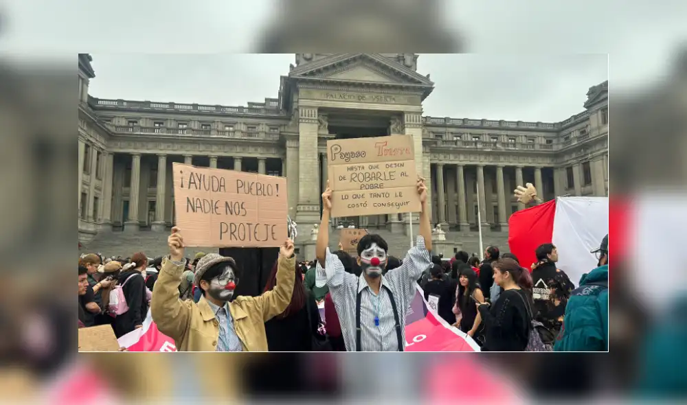 Cierran vía en Paseo de los Héroes por concentración frente al Palacio de Justicia