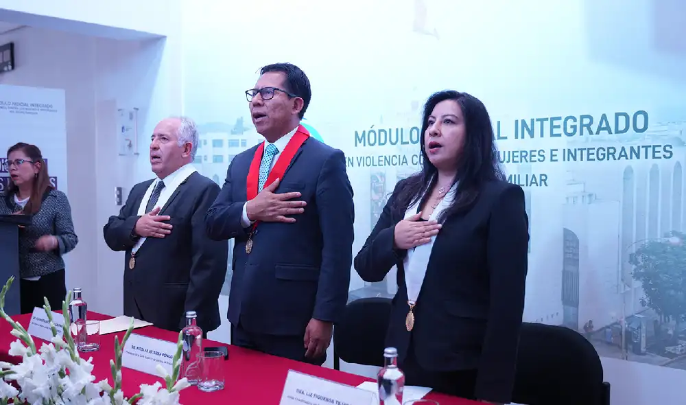 Se implementaron diversas iniciativas, como el "Botón de Pánico" y charlas preventivas. Fuente: Difusión.