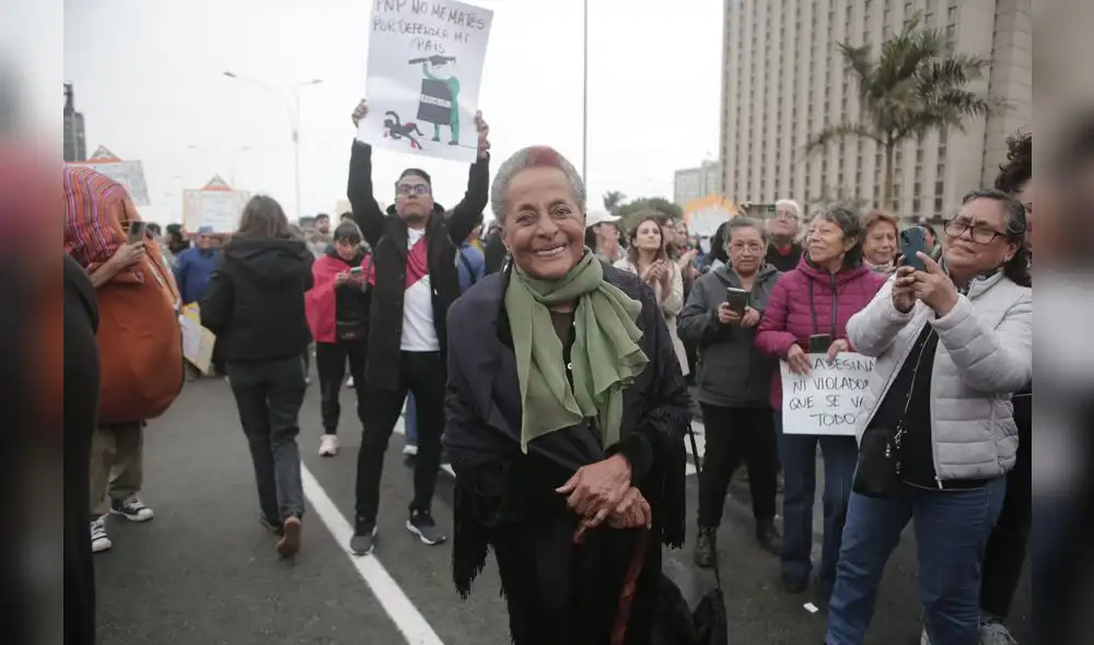 La cantante participó en la marcha del 15 de octubre.