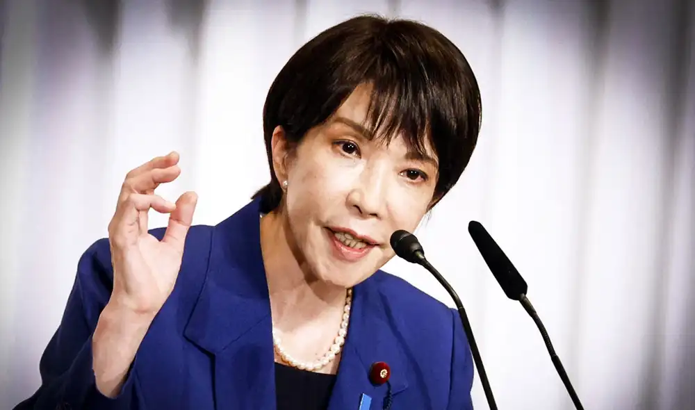 Sanae Takaichi hace historia al convertirse en la primera mujer primer ministra de Japón, con 64 años y una trayectoria política en el Partido Liberal Democrático. Foto: AFP