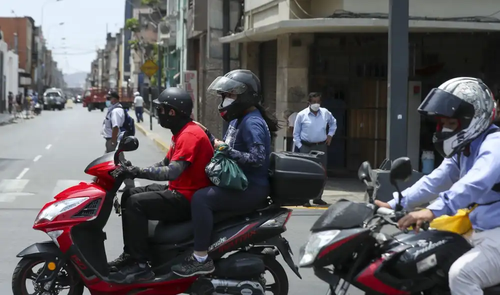 Prohiben circulación de dos personas en moto lineal en Lima y Callao durante estado de emergencia