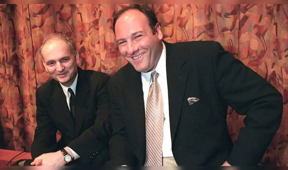 David Chase y el fallecido actor James Gandolfini, protagonista de Los Soprano.