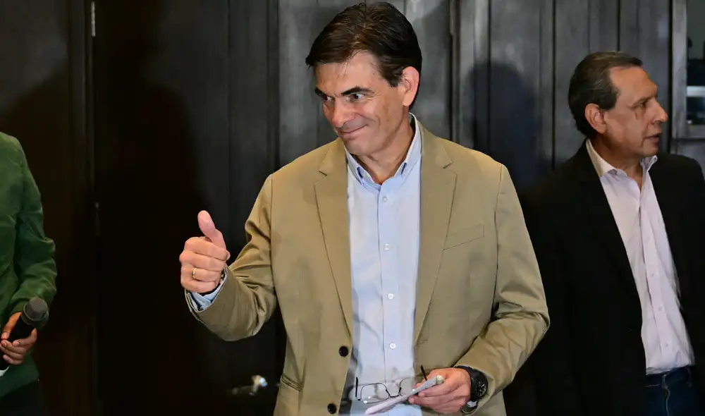 Rodrigo Paz viajará EE.UU. en busca de solucionar la escasez de combustible en Bolivia.