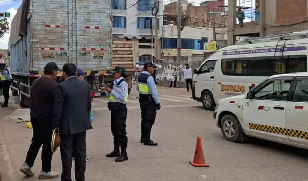 Hecho ocurrió en zona de alto tránsito de camiones de carga pesada. Foto: Cinthia Álvarez - La República. Hecho ocurrió en zona de alto tránsito de camiones de carga pesada. Foto: Cinthia Álvarez - La República.