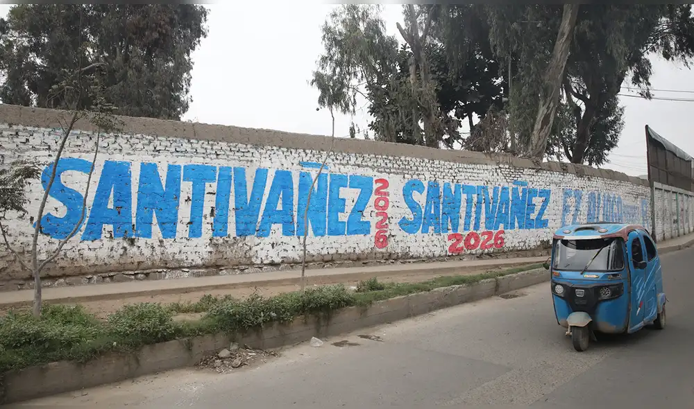 Partidos políticos hacen pintas en inmuebles sin autorización de propietarios. Foto: Carlos Felix, La República