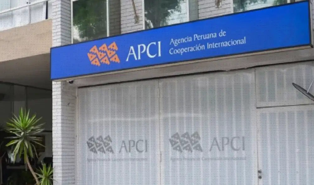 Ley que fortalece a la APCI sometería a las ONG en su funcionamiento. Foto: Composición/LR Ley que fortalece a la APCI sometería a las ONG en su funcionamiento. Foto: Composición/LR