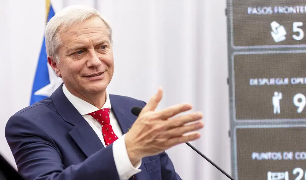 José Antonio Kast presentó su plan "Escudo Fronterizo" en su campaña a las elecciones presidenciales de Chile 2025. Foto: AFP