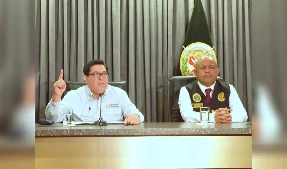 Ministro del Interior presentó al coronel Víctor Revoredo.