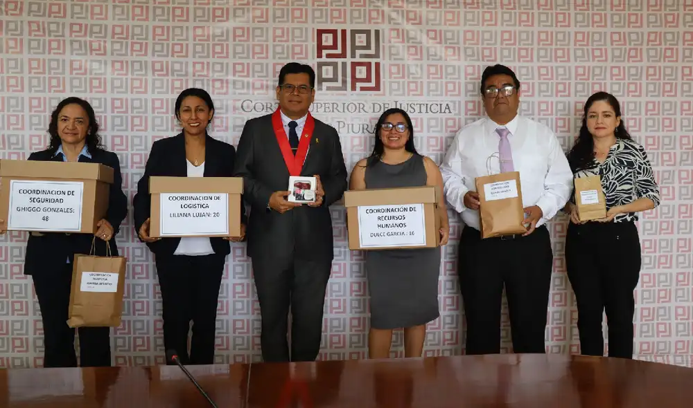 Correa Castro resaltó que esta entrega simboliza el compromiso con la transparencia. Fuente: Difusión.