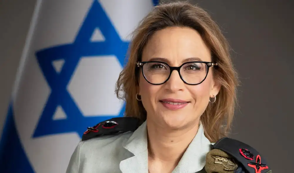 Tomer-Yerushalmi enfrenta cargos de divulgación de información clasificada y abuso de autoridad, mientras su defensa alega que actuó por motivos éticos ante violaciones de derechos humanos. Foto: FDI