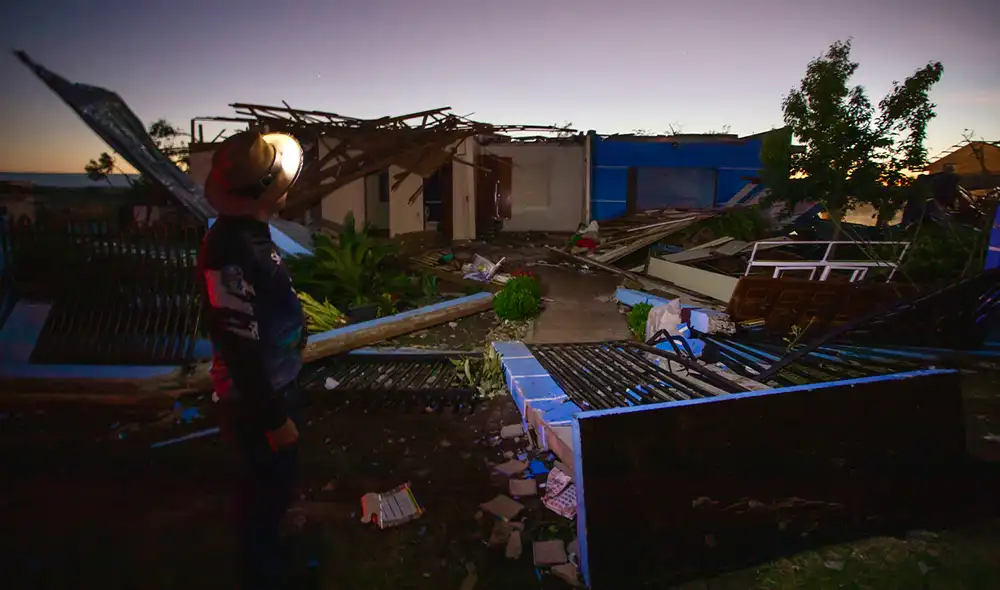 El potente tornado destruyó gran parte del estado de Paraná.