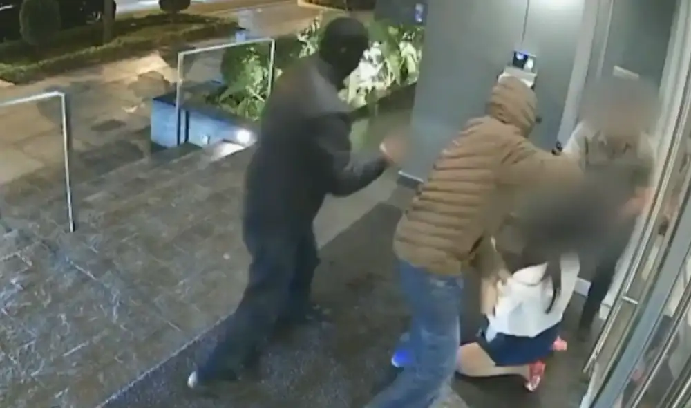 Pareja de novios es asaltada por delincuentes armados en Jesús María Pareja de novios es asaltada por delincuentes armados en Jesús María