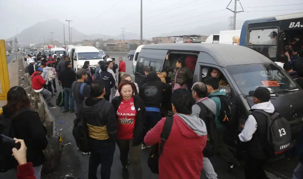 Transportistas anuncian marcha pacífica este 14 de noviembre. Foto: Marco Cotrina / La República