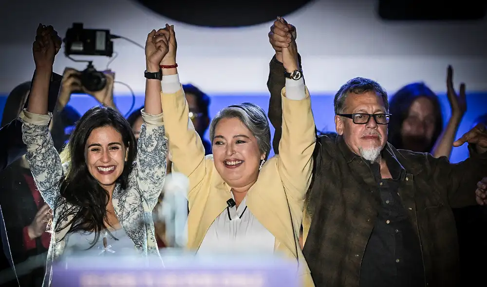 Jeannette Jara, candidata de izquierda, lidera las elecciones chilenas en Nueva Zelanda y Australia.