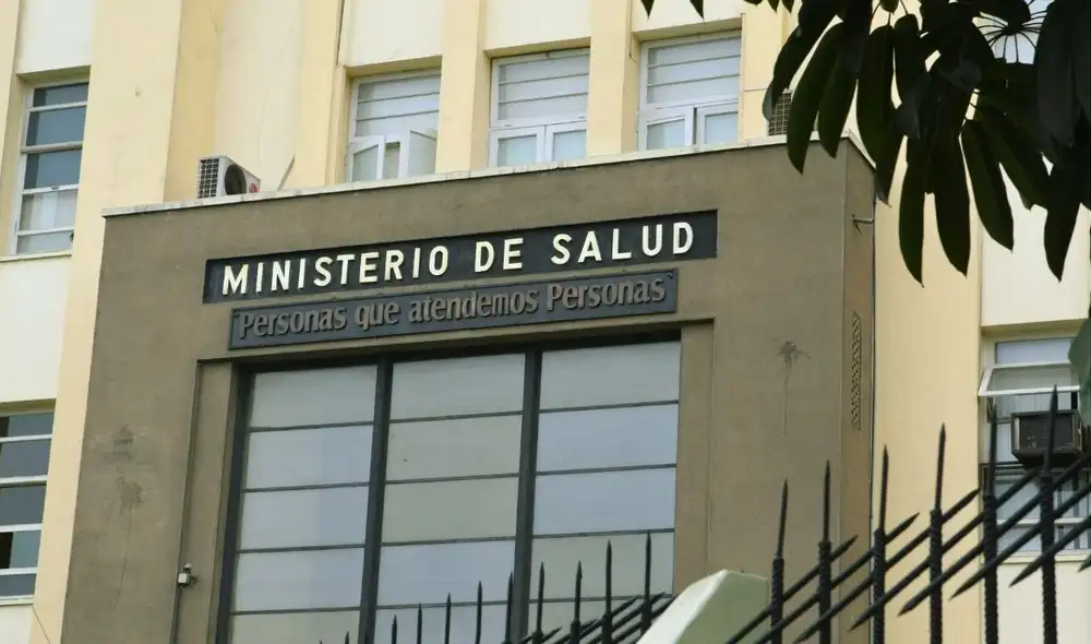 Denuncian al Minsa por presuntas modificaciones irregulares para favorecer cargos en el PRONIS Denuncian al Minsa por presuntas modificaciones irregulares para favorecer cargos en el PRONIS