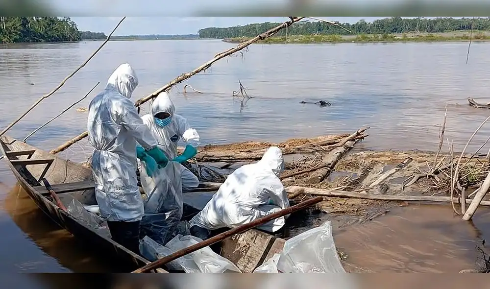 A más de un año del derrame de petróleo ocurrido en el río Pastaza, la población pide remediación integral, incluyendo las cochas y chacras.
