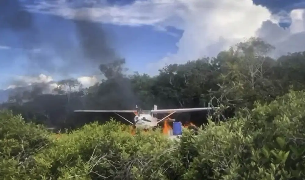 La aeronave, proveniente de Guyana, operaba sin los equipos reglamentarios de identificación necesarios. Foto: FUERZA ARMADA NACIONAL BOLIVARIANA DE VENEZUELA La aeronave, proveniente de Guyana, operaba sin los equipos reglamentarios de identificación necesarios. Foto: FUERZA ARMADA NACIONAL BOLIVARIANA DE VENEZUELA