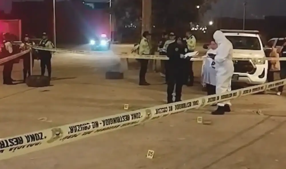 El sujeto subió a la unidad y disparó a quemarropa contra el chofer y su copiloto. Foto: Panamericana El sujeto subió a la unidad y disparó a quemarropa contra el chofer y su copiloto. Foto: Panamericana