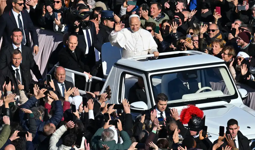 Es el primer viaje fuera de Italia que Robert Prevost realiza desde que asumió como pontífice.