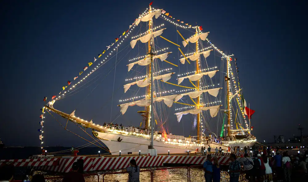 Los cadetes América Yamilet Sánchez y Adal Jair Maldonado fallecieron en el accidente.