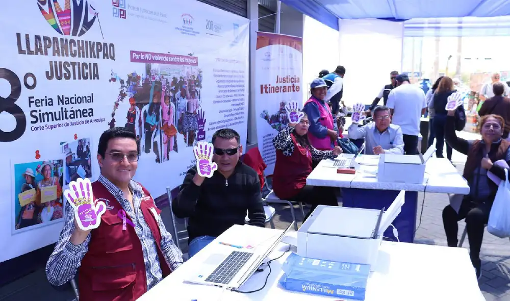 Durante la actividad, se realizaron audiencias de conciliación y se recibieron denuncias de violencia familiar. Fuente: Difusión.