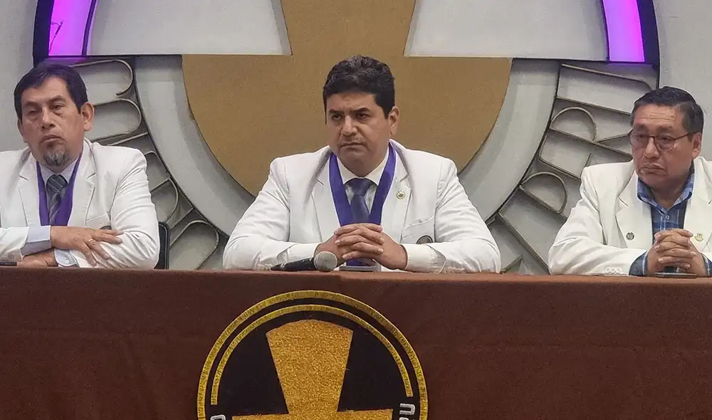 Decano nacional de los médicos cuestionó la cárcel contra galeno de Cusco. Foto: Luis Álvarez - La República.