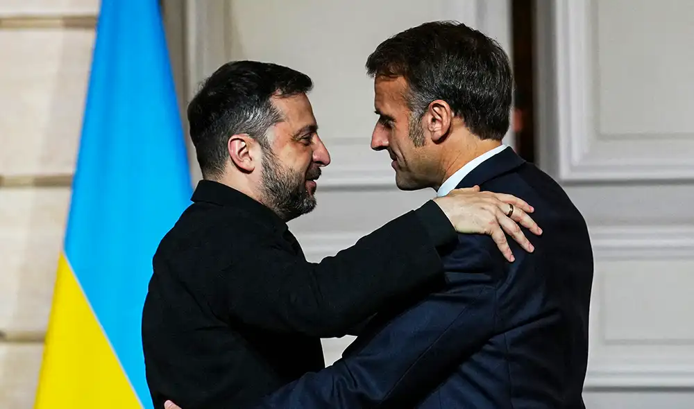 La reunión entre Macron y Zelenski se extendió durante varias horas, incluyendo un almuerzo de trabajo. Foto: AFP.
