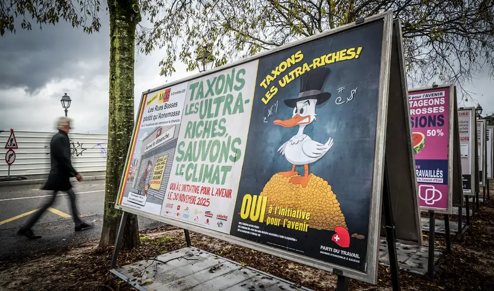 El referéndum en Suiza también incluyó una medida para el servicio militar obligatorio de mujeres.