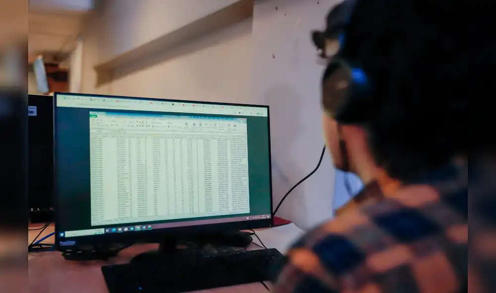 Minería, bancos y universidades lideran la lista de sectores con mayor fuga de datos en la Dark Web de Perú Minería, bancos y universidades lideran la lista de sectores con mayor fuga de datos en la Dark Web de Perú