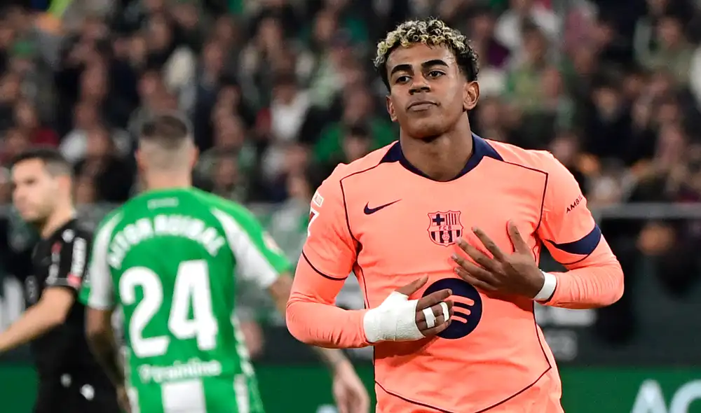 Barcelona y Real Betis jugaron en La Cartuja por LaLiga Española 2025. Foto: AFP