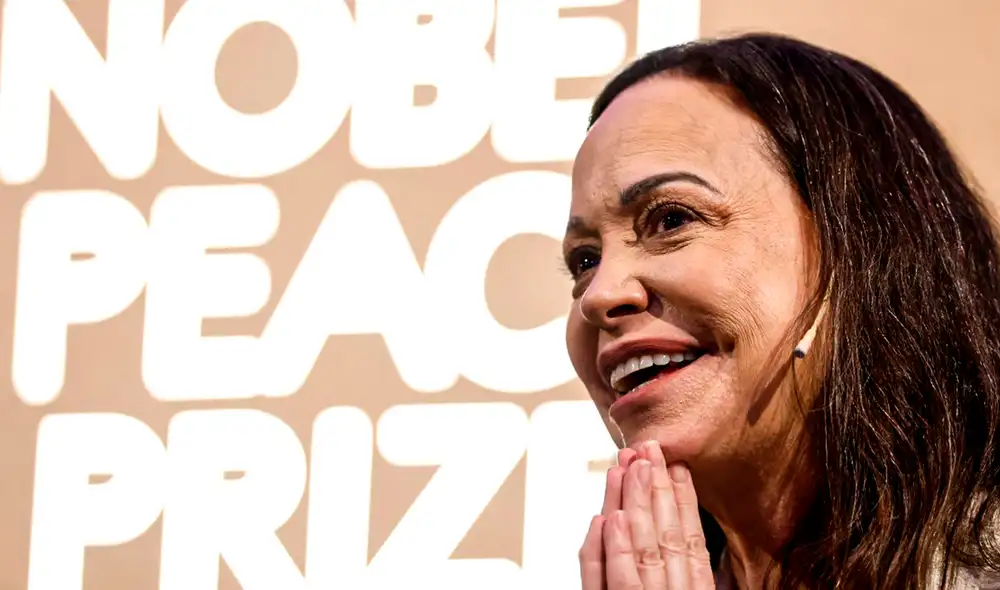 Machado también aprovechó para agradecer a las “mujeres y hombres” que se arriesgaron para que ella pudiera llegar a Oslo. Foto: AFP