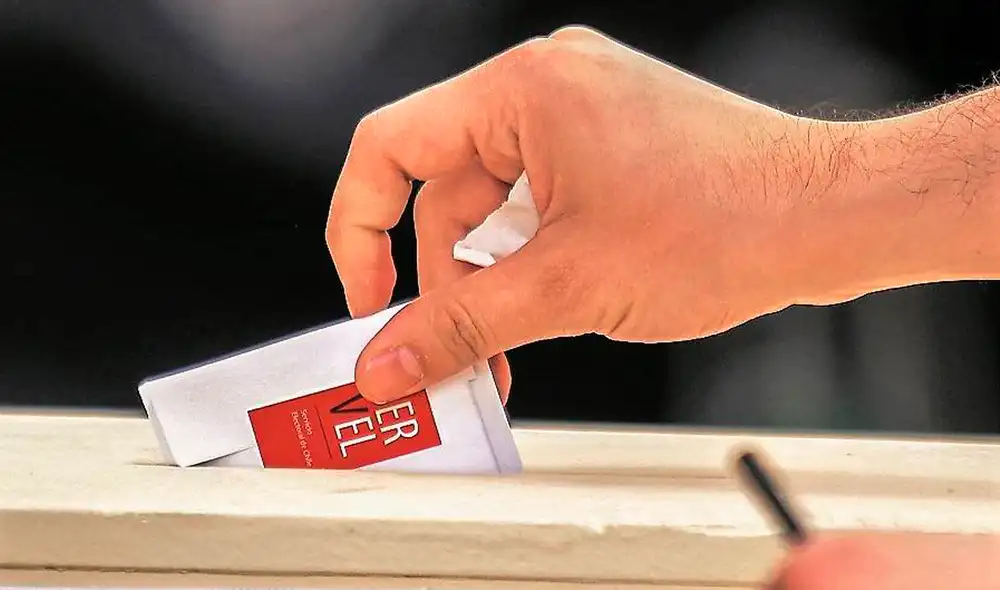 Miles de ciudadanos chilenos votaron en el extranjero en varios países de Asia y Oceanía. Miles de ciudadanos chilenos votaron en el extranjero en varios países de Asia y Oceanía.