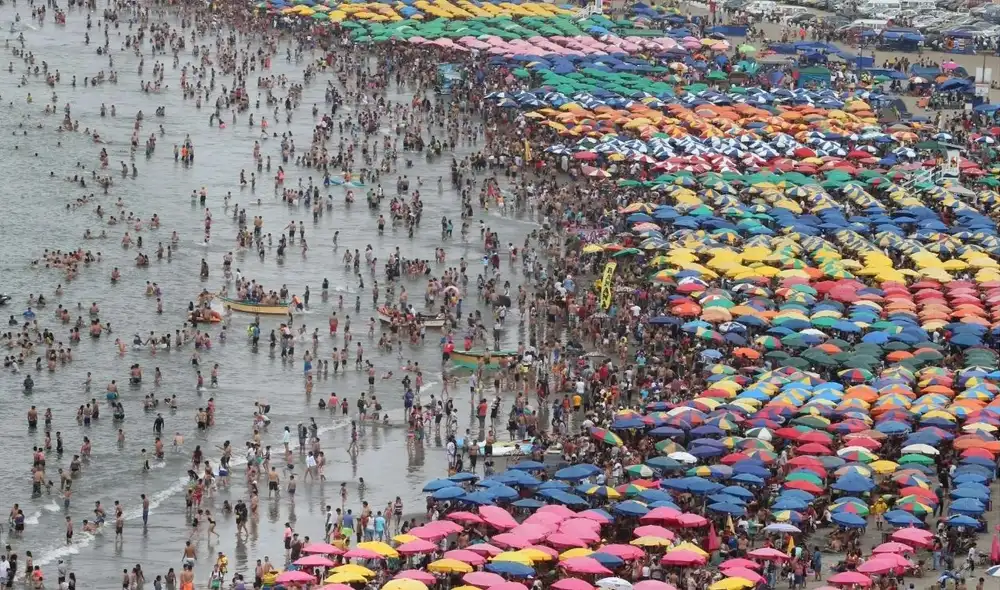 Prohiben acampar en Agua Dulce y otras playas de Lima por fiestas de fin de año. Prohiben acampar en Agua Dulce y otras playas de Lima por fiestas de fin de año.