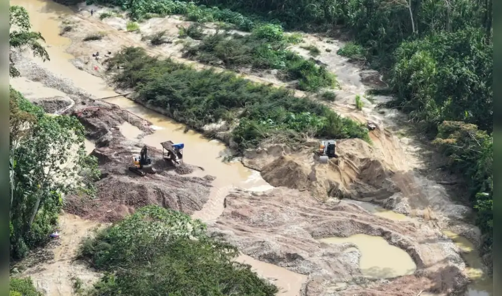 El Observatorio de Minería Ilegal alerta sobre un aumento en la deforestación, que se ha triplicado en un año, representando una grave amenaza para los ecosistemas como el río Yuyapichis.