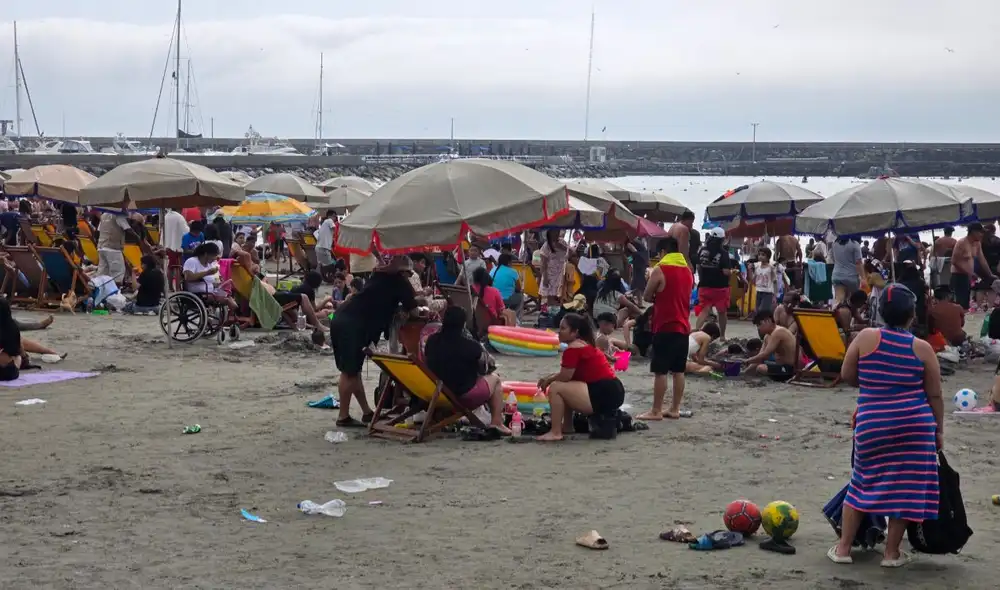 Con la llegada del verano, más de 150 playas en Perú han sido declaradas "no saludables" por el Ministerio de Salud, poniendo en riesgo la salud de los bañistas.