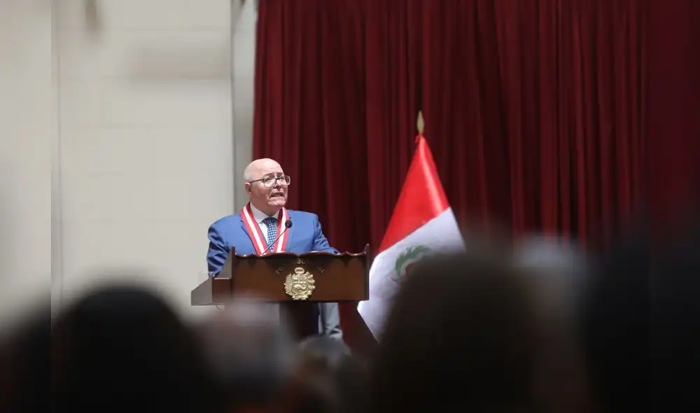 César San Martín en su discurso de despedida de la Corte Suprema de Justicia. Foto: Poder Judicial César San Martín en su discurso de despedida de la Corte Suprema de Justicia. Foto: Poder Judicial