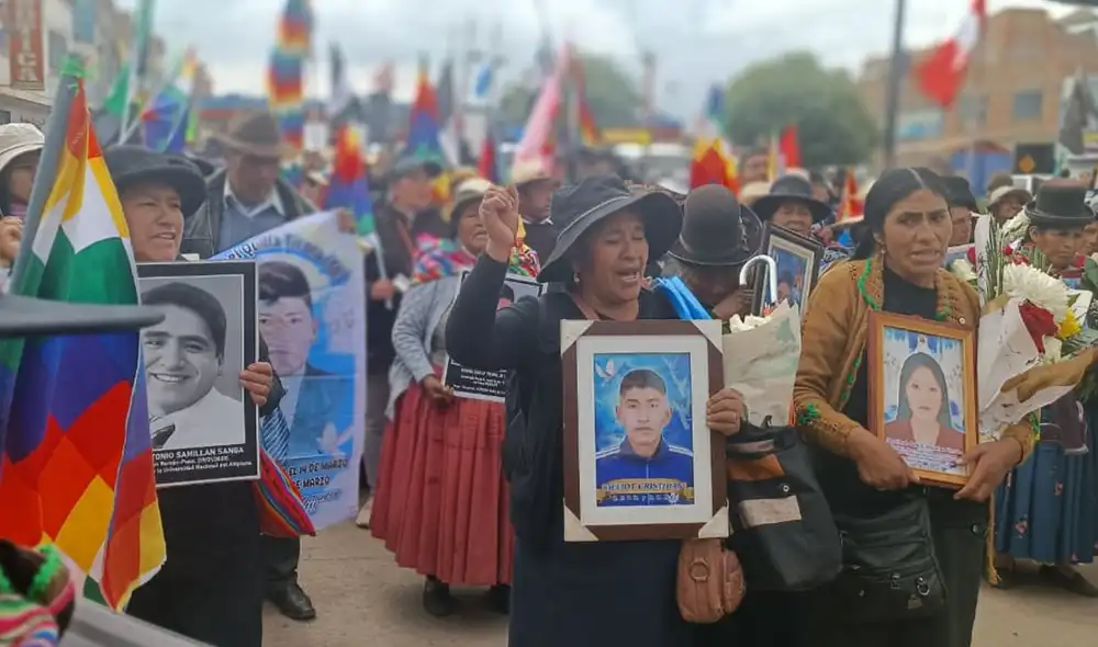 Deudos siguen en búsqueda de justicia luego de 3 años. Foto: Liubomir Fernández - La República. Deudos siguen en búsqueda de justicia luego de 3 años. Foto: Liubomir Fernández - La República.