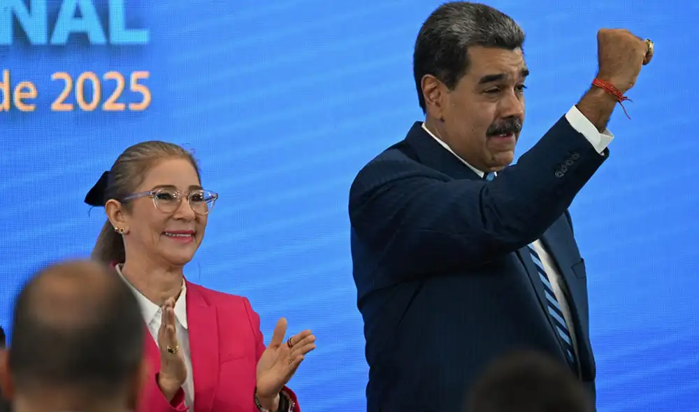 Flores, que inició su carrera en los años noventa, ha ocupado importantes cargos en el régimen venezolano, donde ha ejercido una influencia notable en las decisiones políticas. Foto: AFP