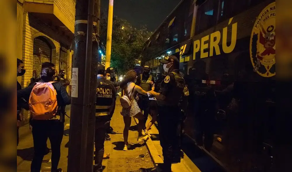Trata de personas, mujeres rescatadas por la Policía. Foto: La República