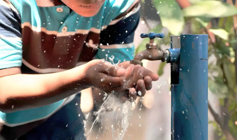 Casi 2 millones de ciudadanos se tendrán agua potable y alcantarillado en 2026.