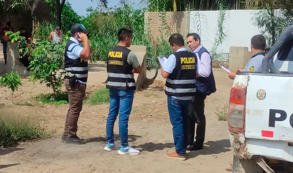 Cerca a él se encontró el cuchillo que habría sido usado. Créditos: Archivo LR.